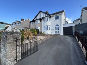 Photo 17- click for photo gallery